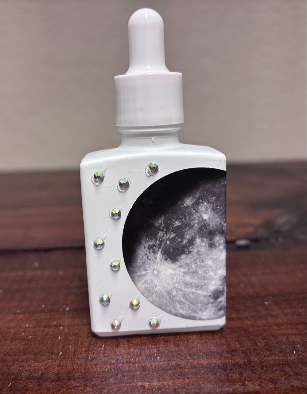 ✨ Opaque Moon Water Dropper Bottle (1 oz)